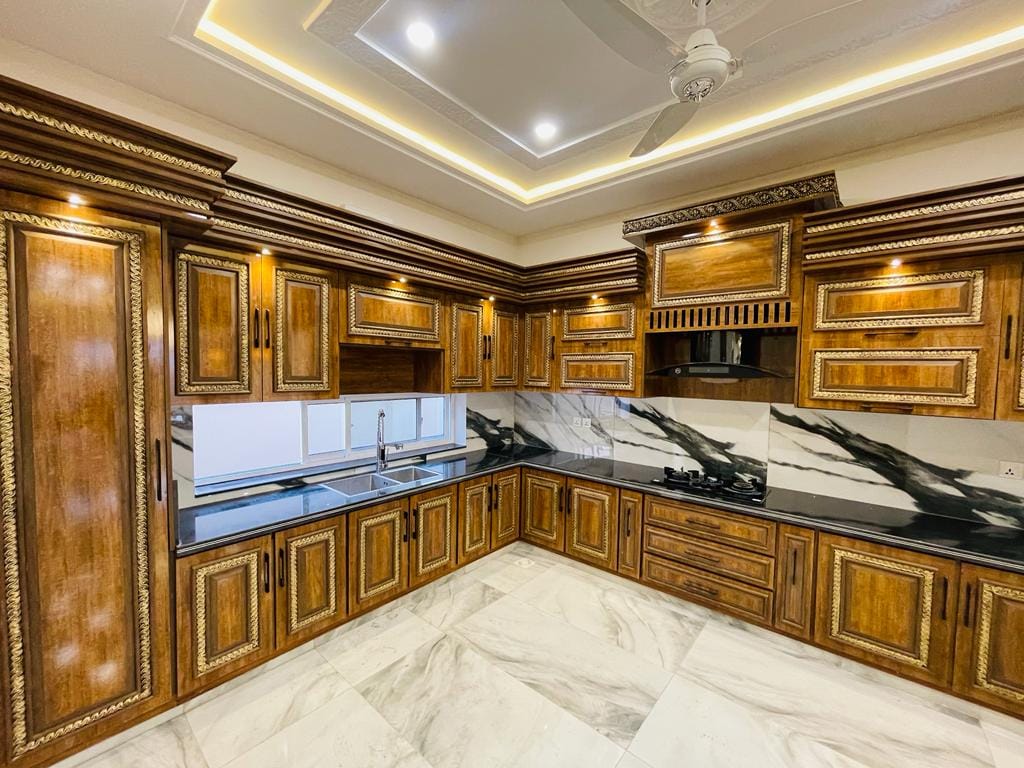 20 Marla brand new house for sale in royal orchard Multan