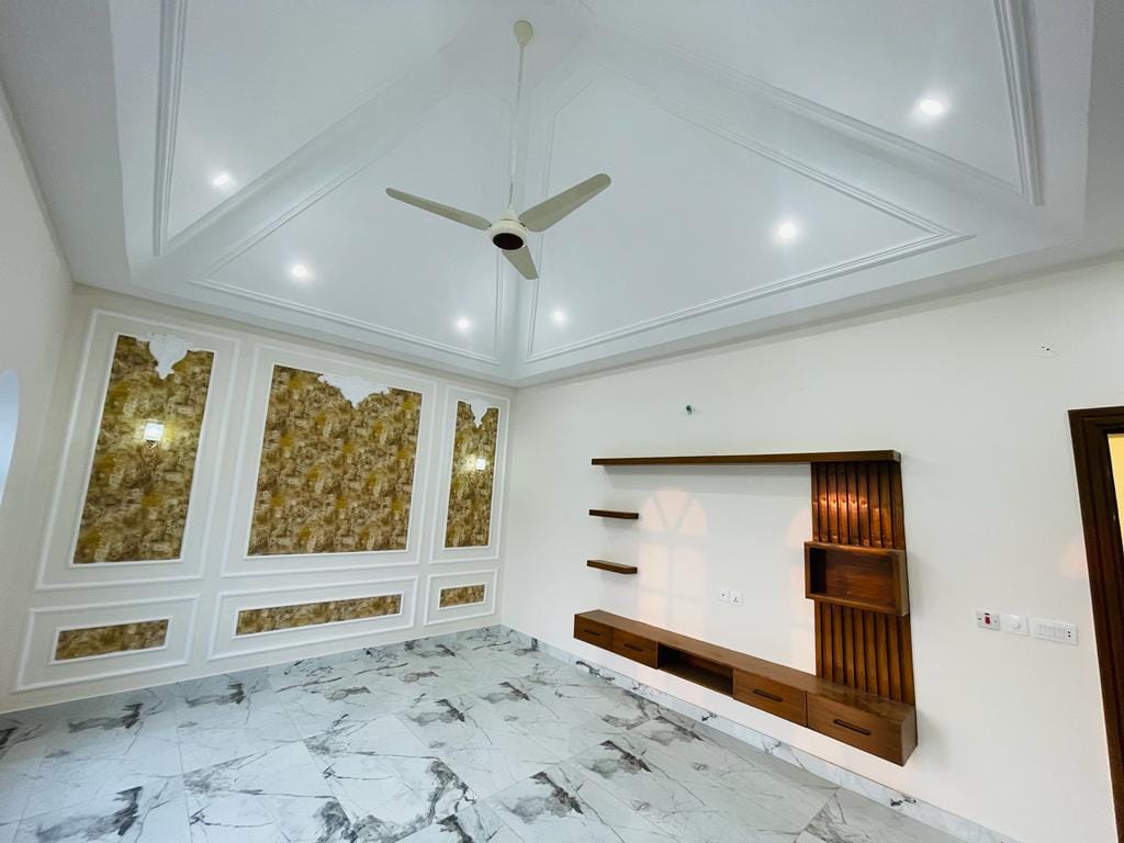 20 Marla brand new house for sale in royal orchard Multan