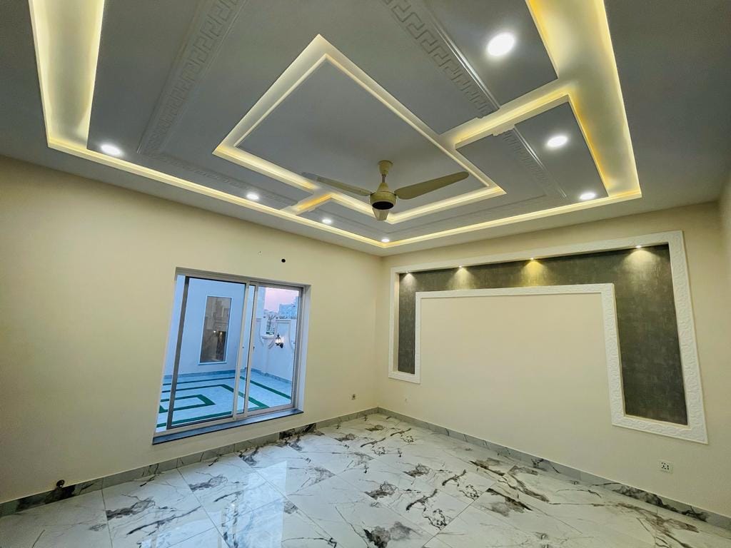20 Marla brand new house for sale in royal orchard Multan