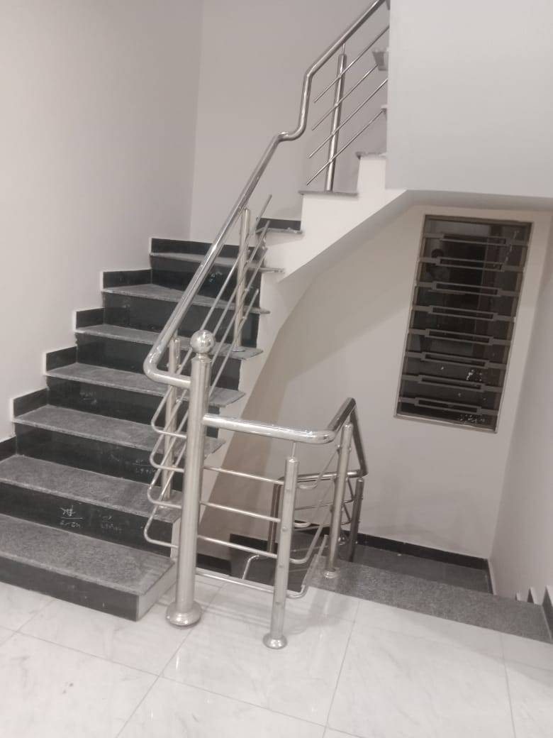 5Marla new house for rent in Bosan road Sabzazar Colony Multan