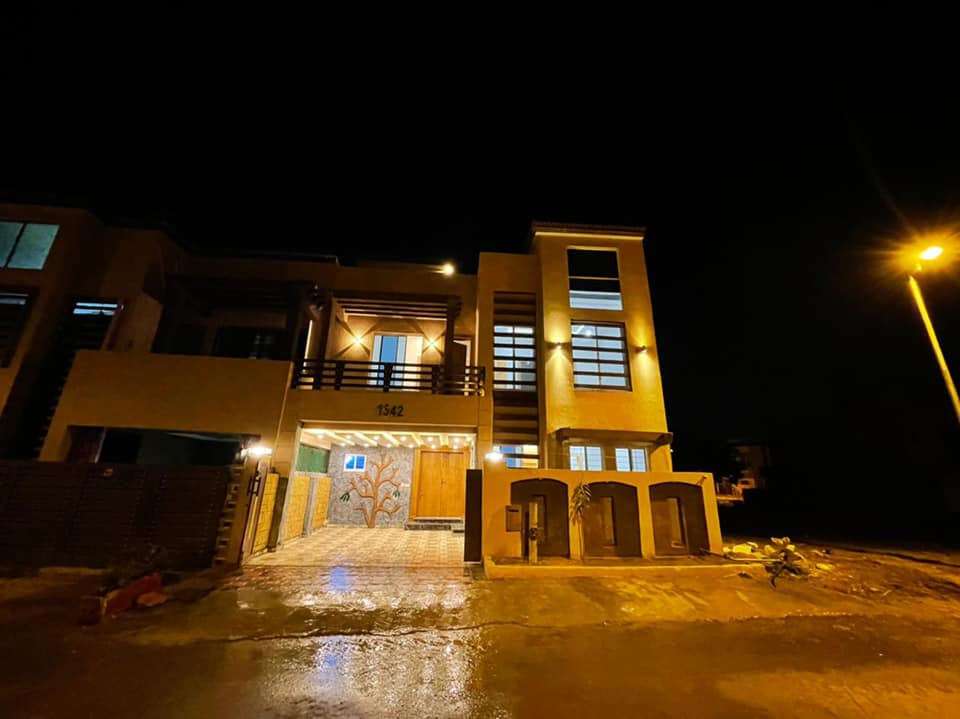 7 Marla Beautiful House For Sale Bahria Town Phase 8 Rawalpindi