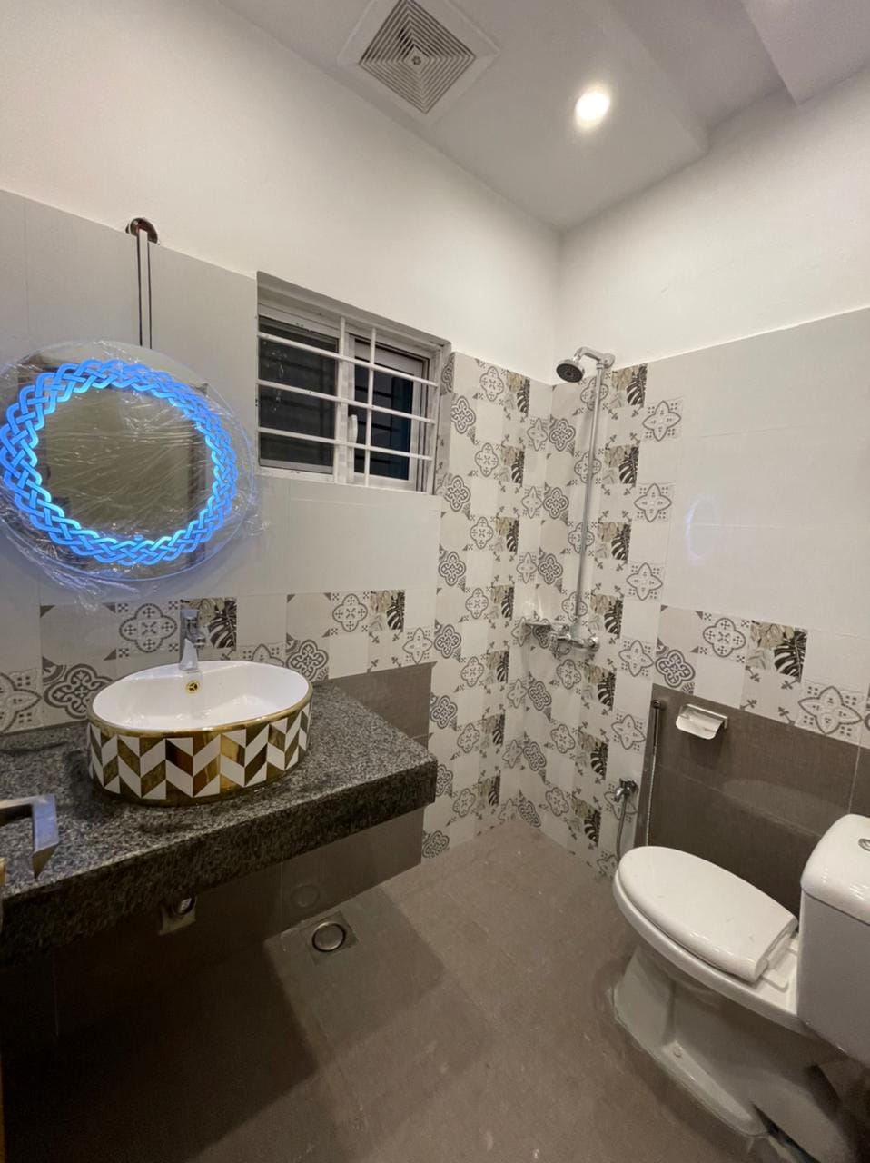 7 Marla Beautiful House For Sale Bahria Town Phase 8 Rawalpindi