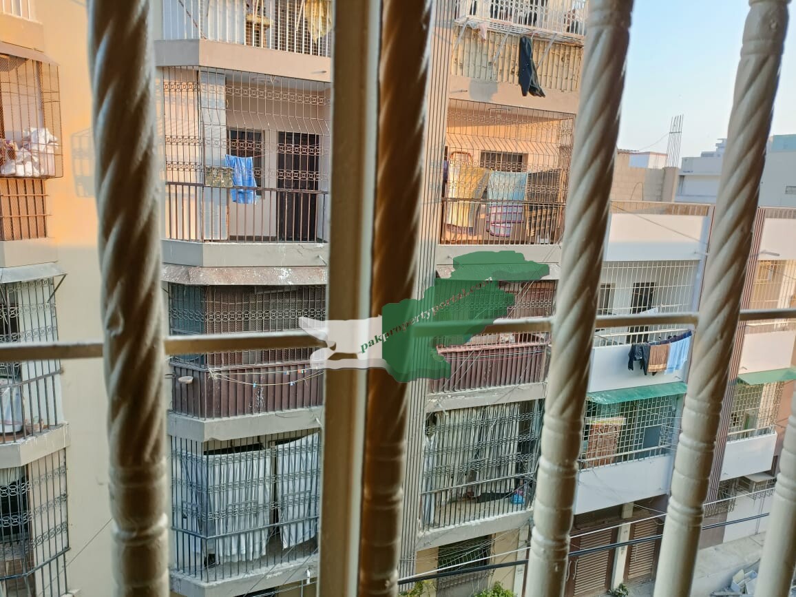 Flat For Sale in Bhadurabad Karachi