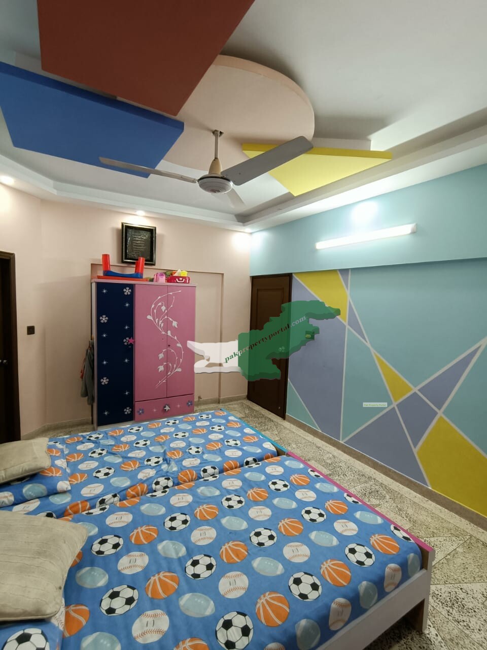 Flat For Sale in Bhadurabad Karachi