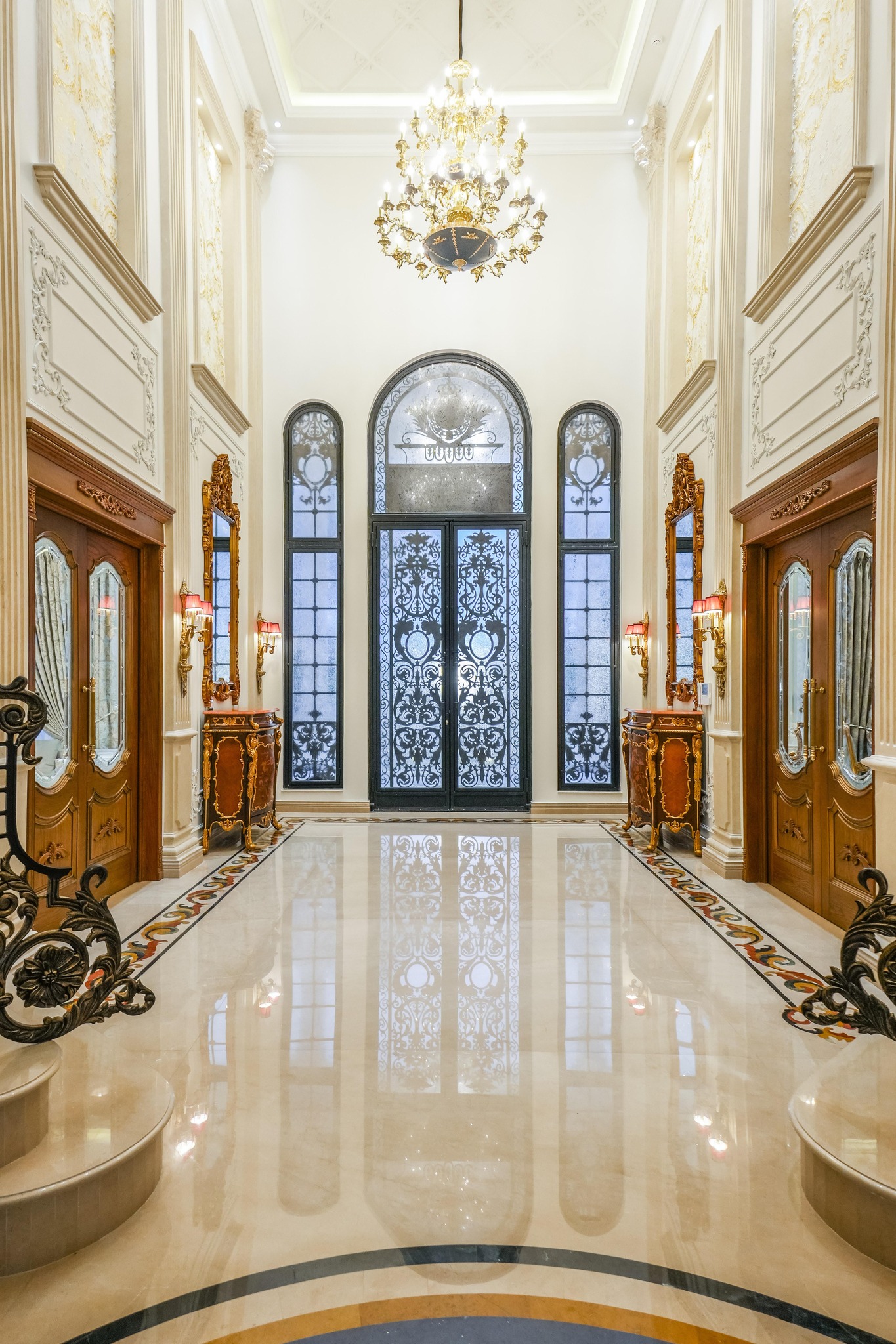 2-Kanal brand new Furnished House for Sale in phase-6 DHA Lahore