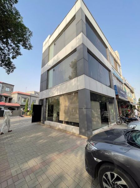 2 Marla Corner Commercial #Plaza For Sale in Bahria Town Lahore