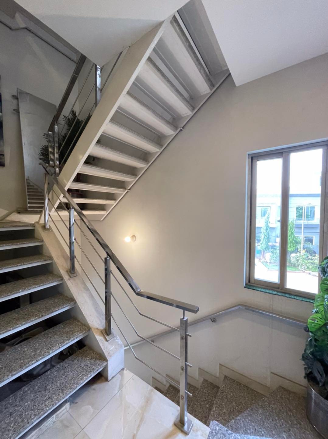 2 Marla Corner Commercial #Plaza For Sale in Bahria Town Lahore