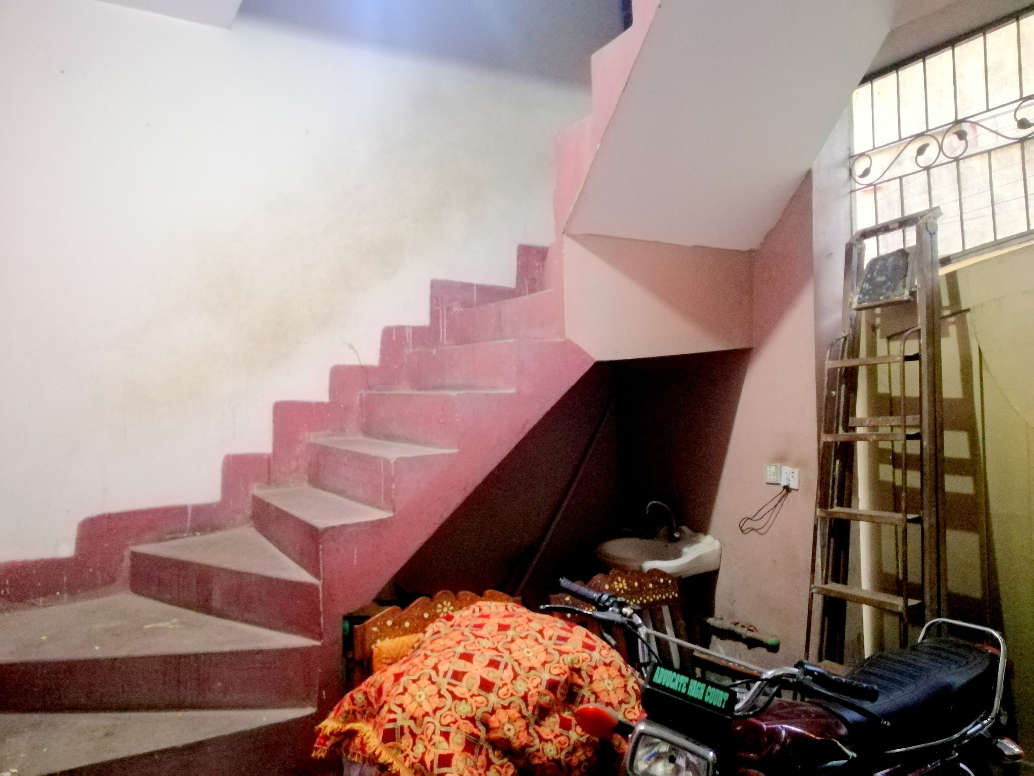 3 Marla Double Story House for Sale in 256A Block R2 Johar Town Lahore