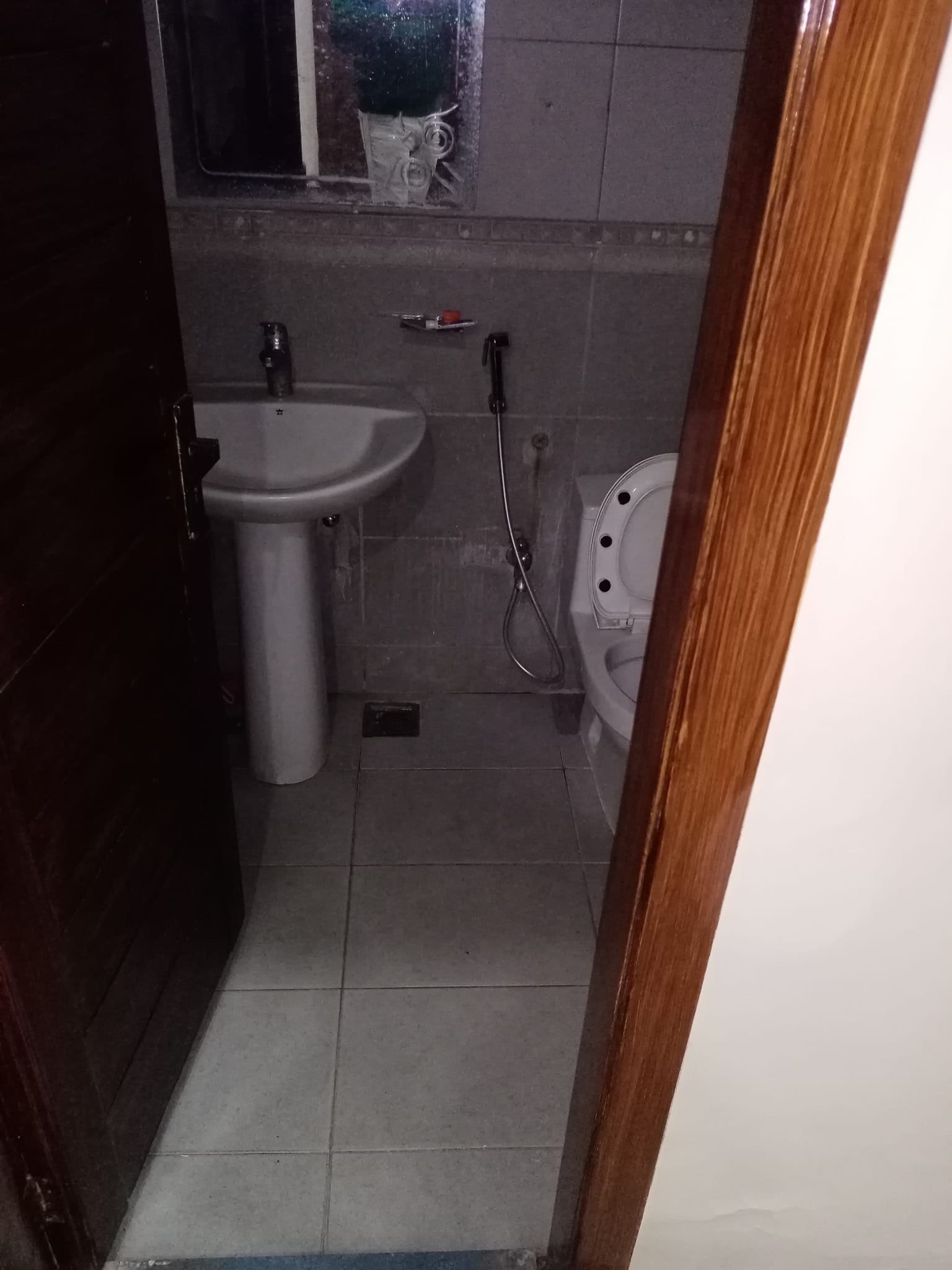 8 Marla House For Rent located At Faisal Town Lahore