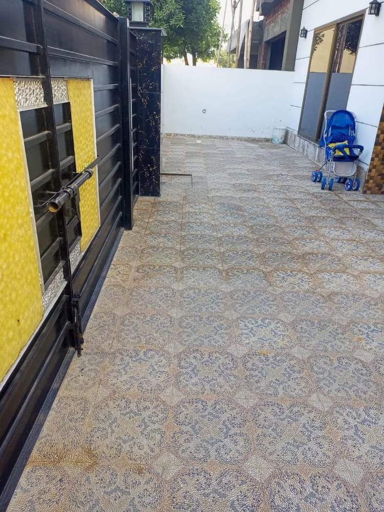 10 Marla Double story slightly used house  Sale in Central Block Bahria Orchard Lahore