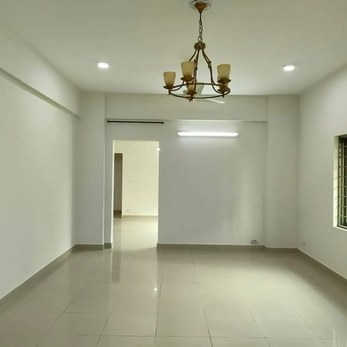 10 Marla Ground + 7Th Floor Building Flat for Sale in B Block Askari 11 Lahore