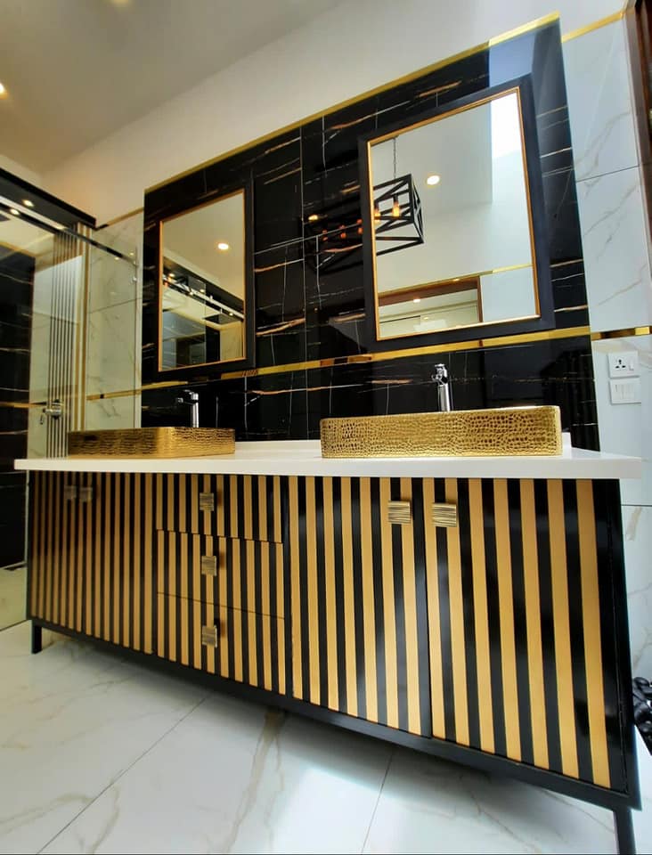 500 yards Brand New Bungalow For Sale in Phase 8 DHA Karachi