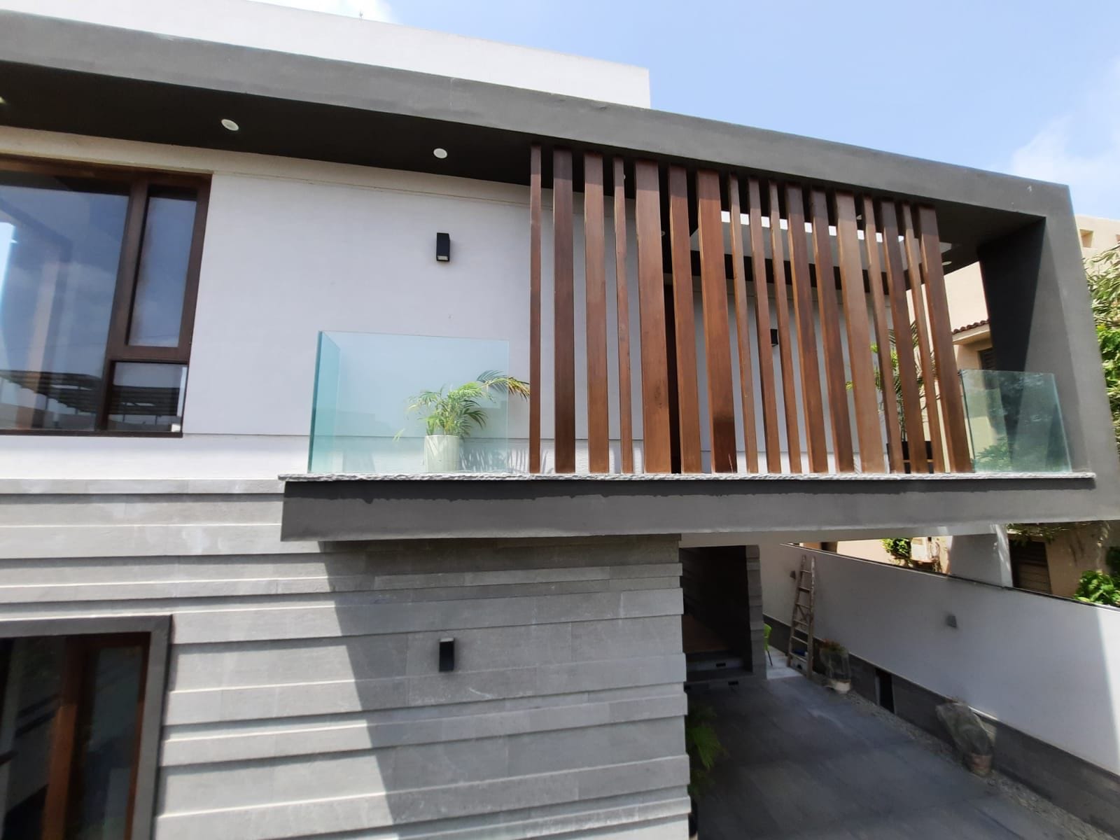 500 yards Brand New Bungalow For Sale in Phase 8 DHA Karachi