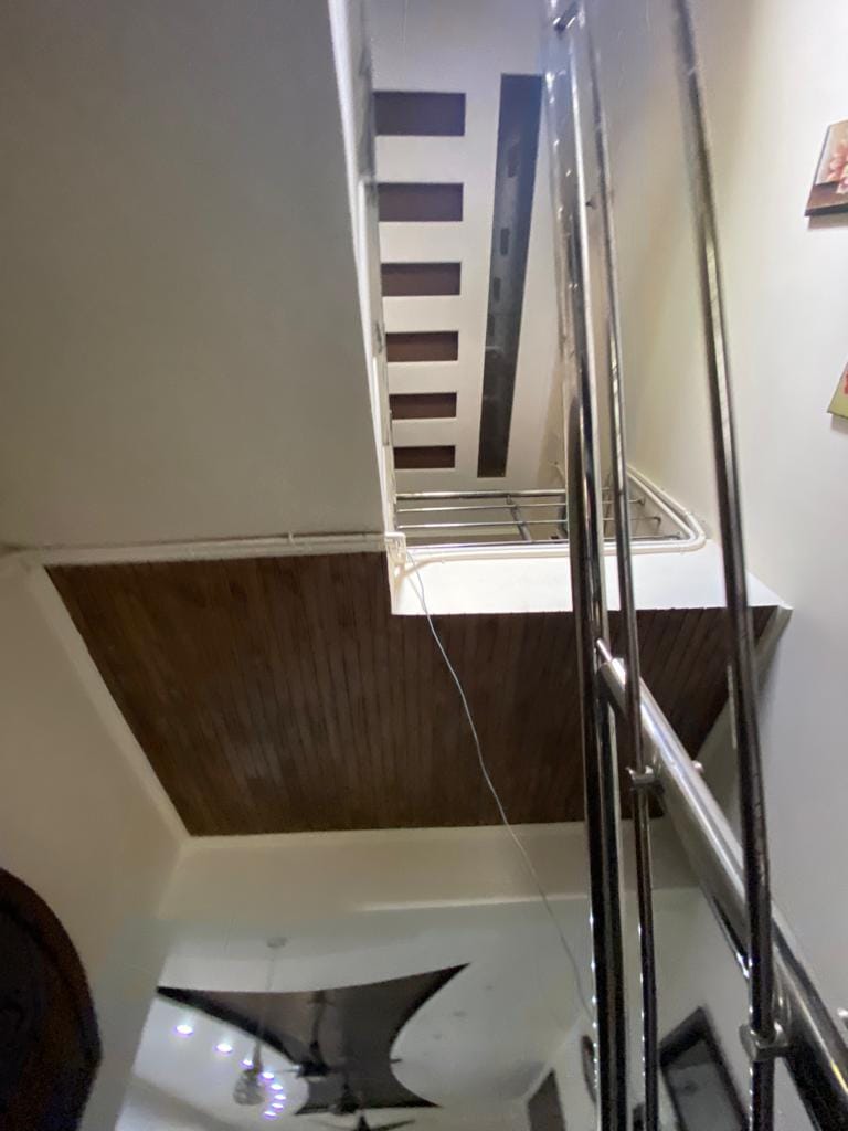 1 Kanal double-story house for sale 10 years used marble flooring in Wapda Town Phase 1 Lahore
