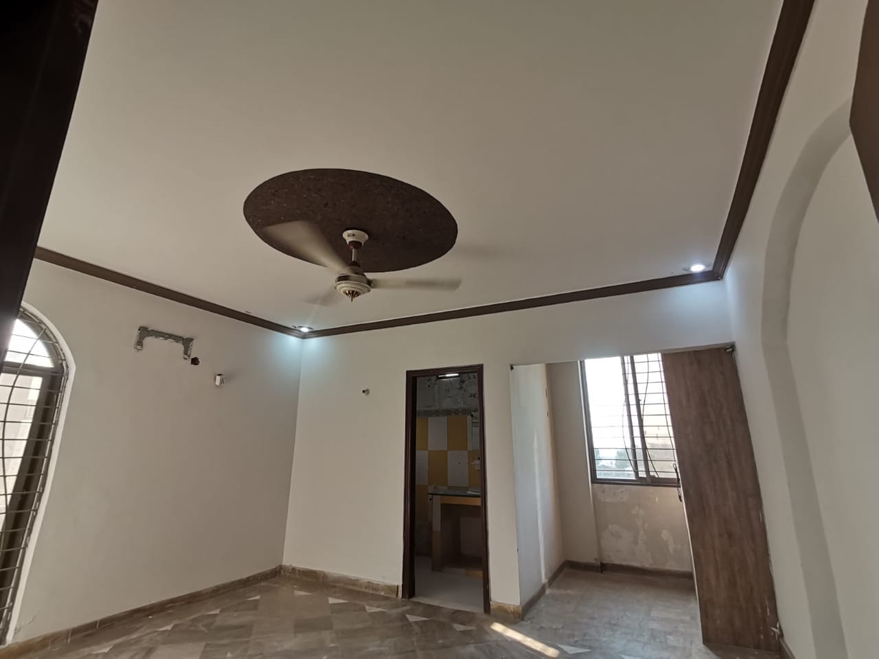 10 Marla Full House Available For Rent in Valencia Town Lahore