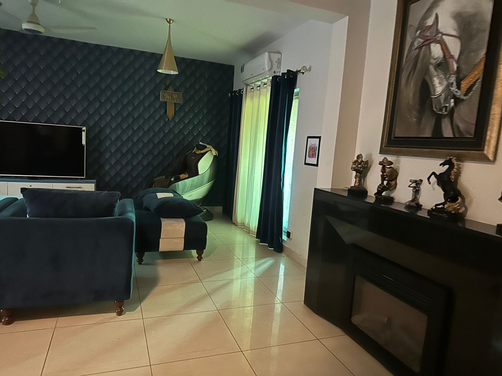 2 BED APPARTMENT  FOR SALE AT PRIME LOCATION IN LAHORE FAISAL TOWN LAHORE