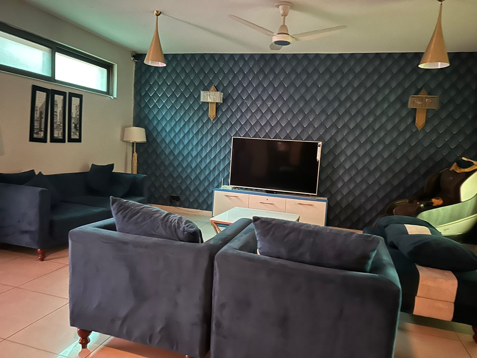 2 BED APPARTMENT  FOR SALE AT PRIME LOCATION IN LAHORE FAISAL TOWN LAHORE