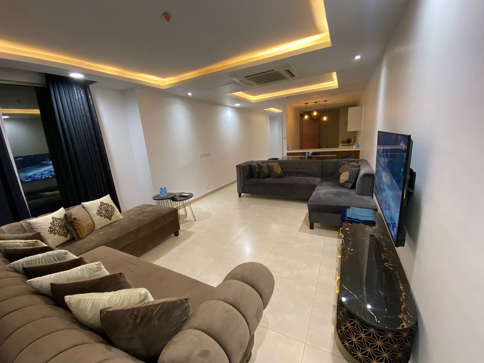 APARTMENT AVAILABLE FOR RENT  IN HEART OF DHA LAHORE PHASE 4