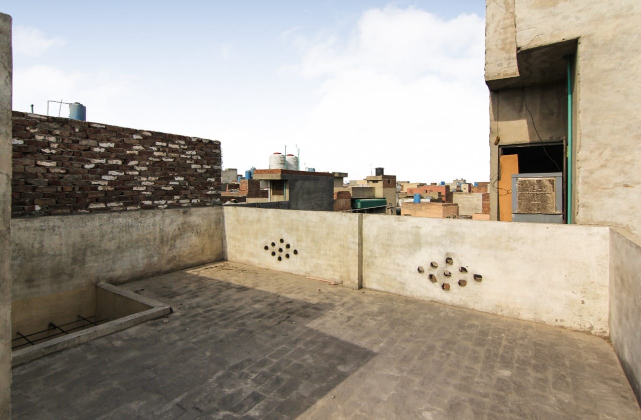 4 Marla used House for sale at Mehar Faiz colony Lahore