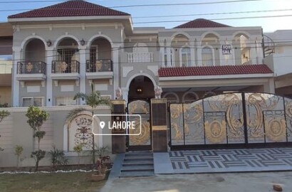1 kanal Brand New Well Deserved House is Available For Sale in Wapda town Lahore