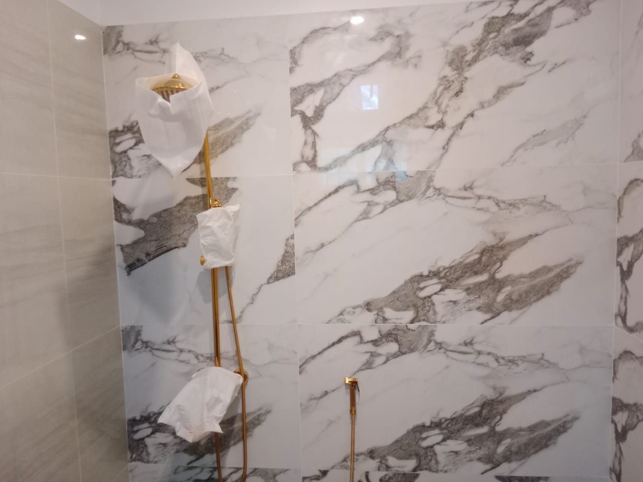 10 Marla corner bungalow Available For Sale in Nasheman e Iqbal phase 2 Lahore