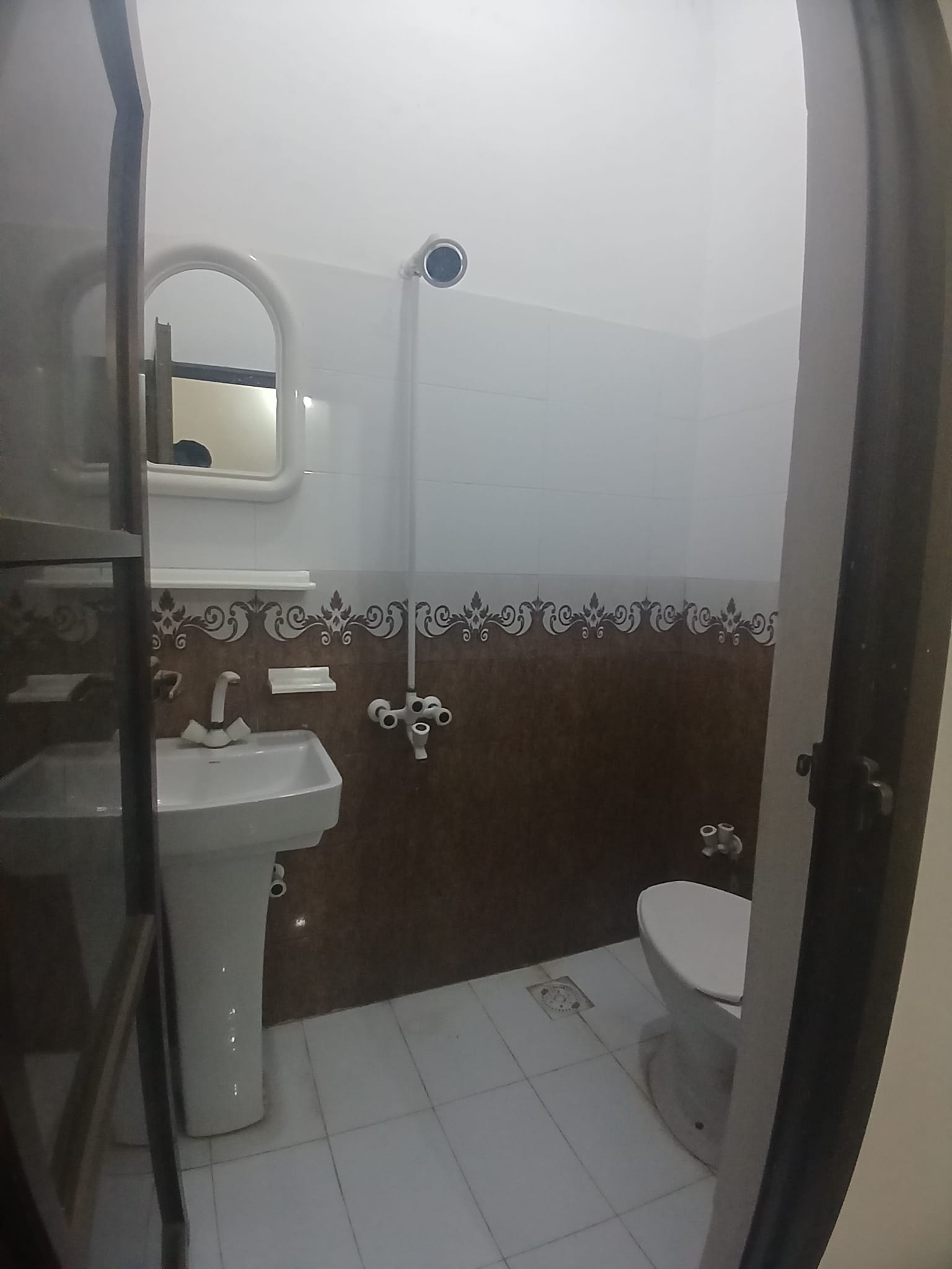 4 Marla Corner brand new house for sale in Muzalfa town Chakwal