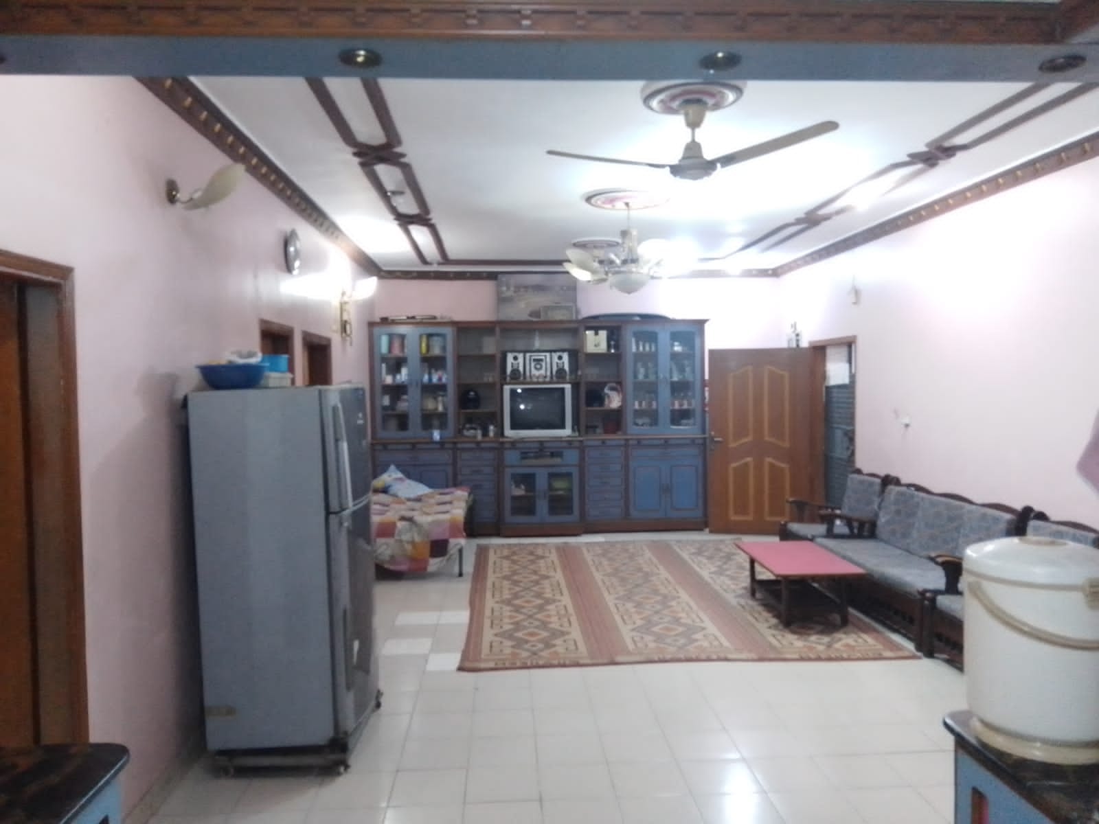 portion for sale in no 3  Block 3F Nazimabad Karachi