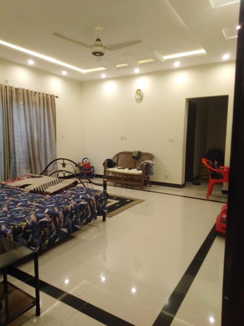 22 Marla Minor Used house for sale in phase 7 Bahria town Rawalpindi