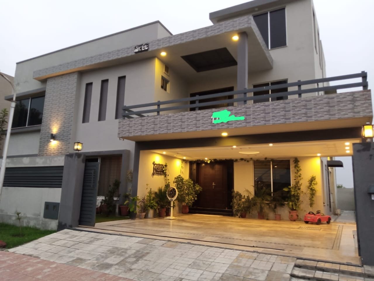 22 Marla Minor Used house for sale in phase 7 Bahria town Rawalpindi