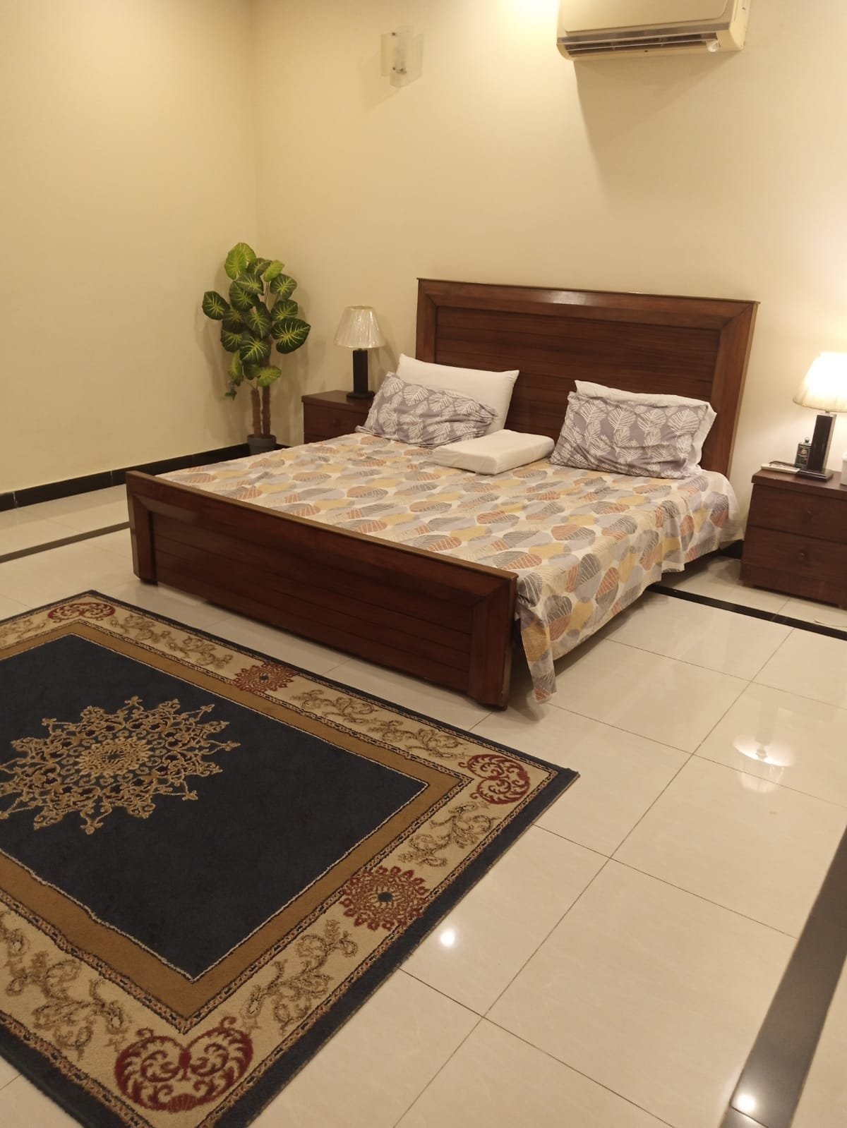 22 Marla Minor Used house for sale in phase 7 Bahria town Rawalpindi