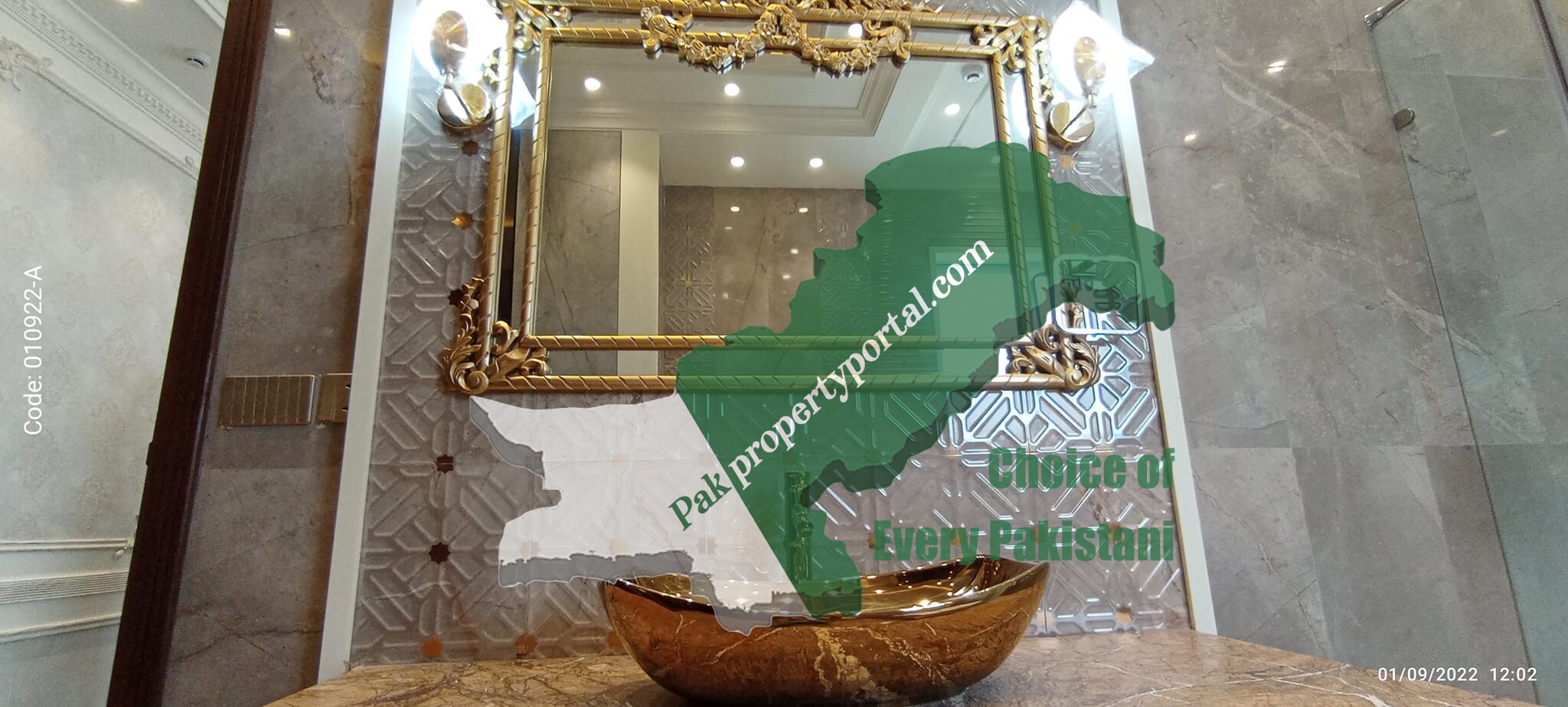 1 Kanal Bright & Spacious Turkish Bungalow For Sale in Phase 6 DHA Lahore