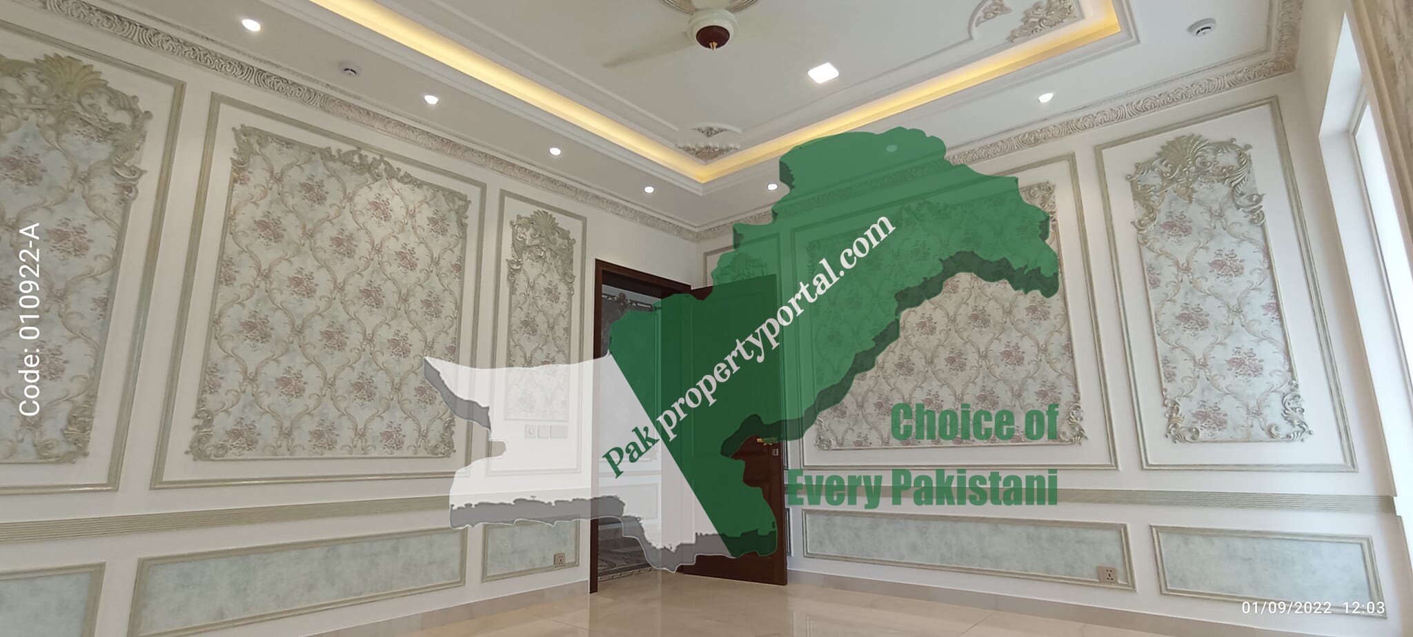 1 Kanal Bright & Spacious Turkish Bungalow For Sale in Phase 6 DHA Lahore