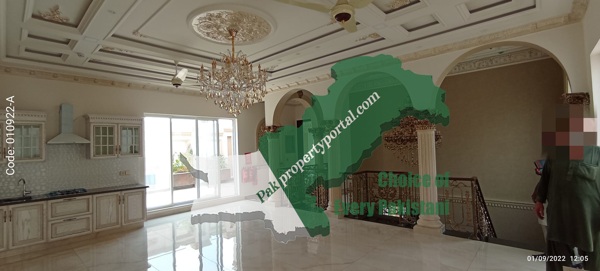 1 Kanal Bright & Spacious Turkish Bungalow For Sale in Phase 6 DHA Lahore