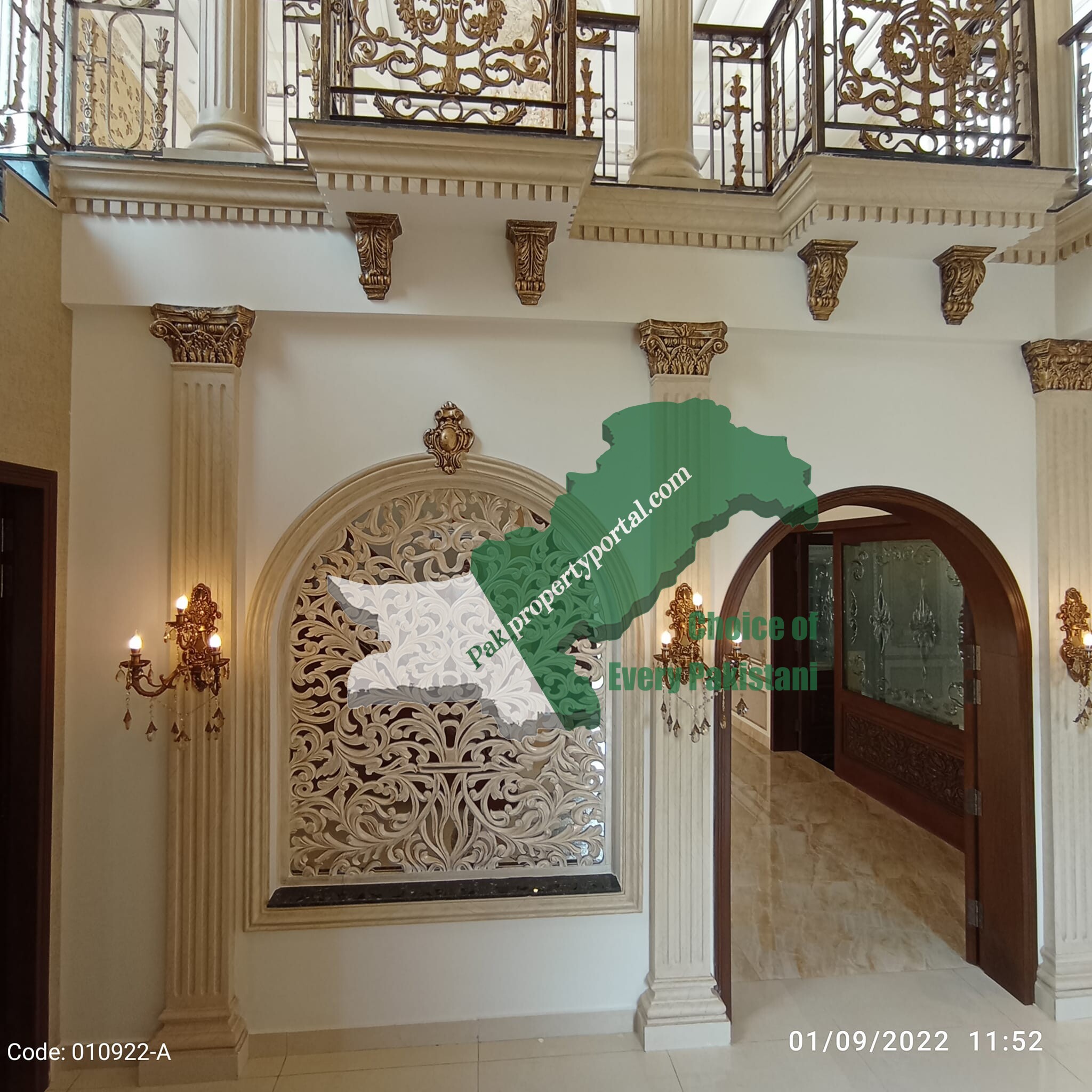 1 Kanal Bright & Spacious Turkish Bungalow For Sale in Phase 6 DHA Lahore