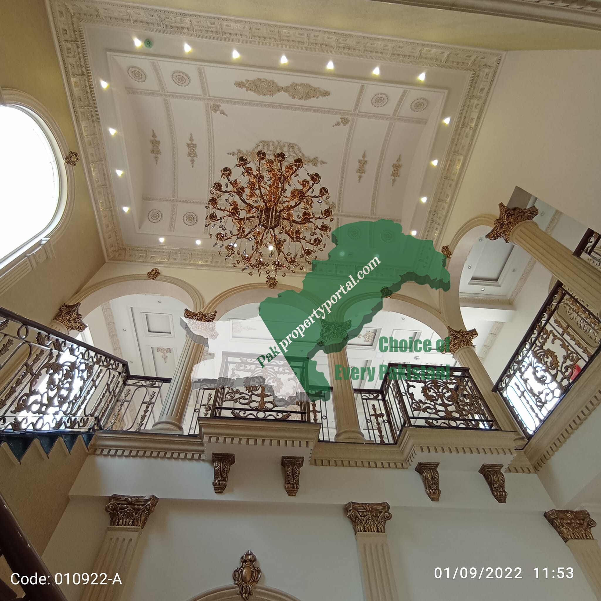 1 Kanal Bright & Spacious Turkish Bungalow For Sale in Phase 6 DHA Lahore