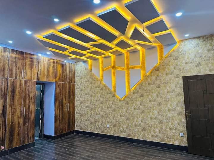 10 Marla modern house for sale in Wapda town phase 2 Multan