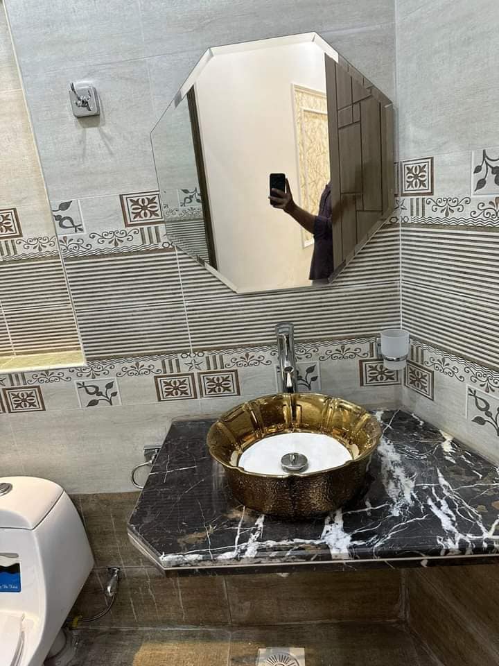 10 Marla modern house for sale in Wapda town phase 2 Multan