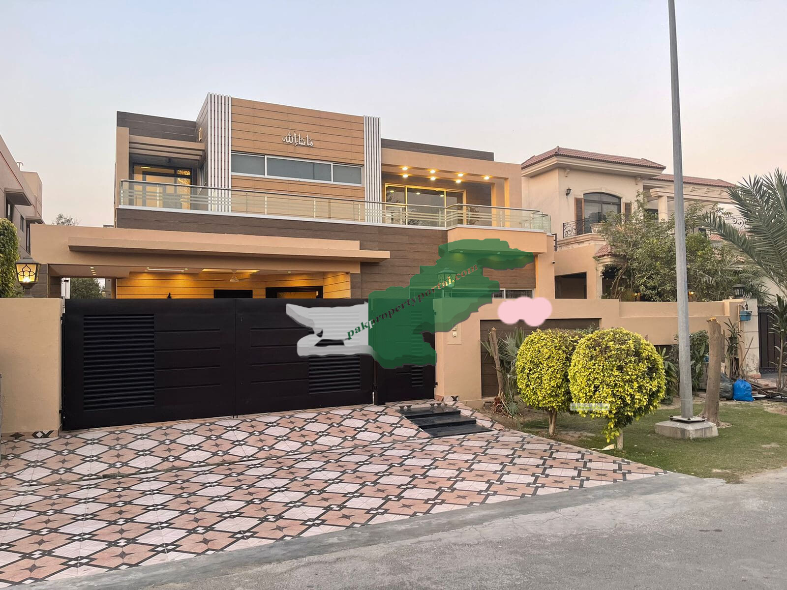 One kanal Double unit  house for sale in G Block phase 5 DHA LAHORE