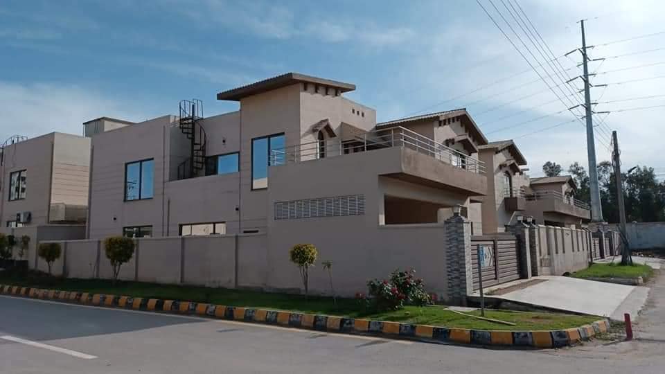 1 Kanal Luxury House For Sale Askari 6 Peshawar