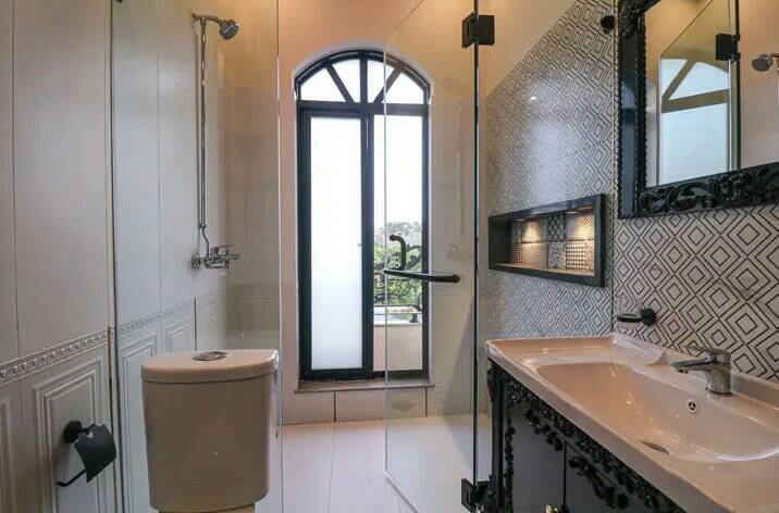 5.25 Marla brand new Spanish Villa for sale in DHA Lahore