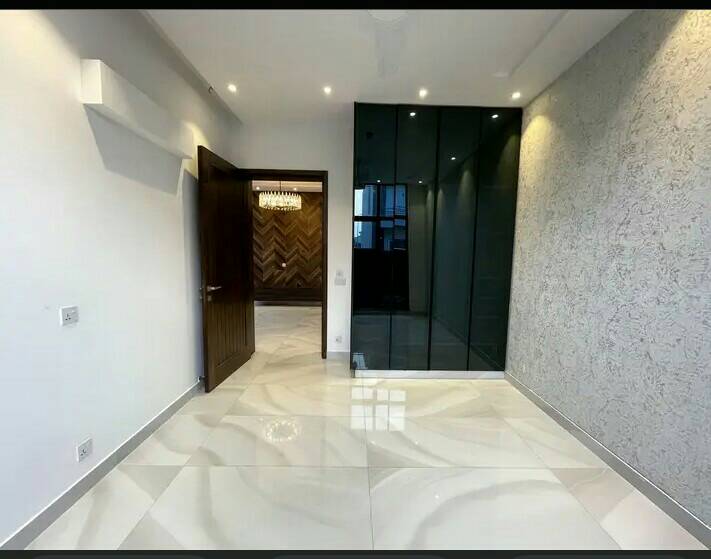 5 Marla Brand New Villa For Sale in DHA Lahore