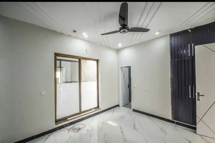 7 Marla brand new house for sale in DHA Lahore