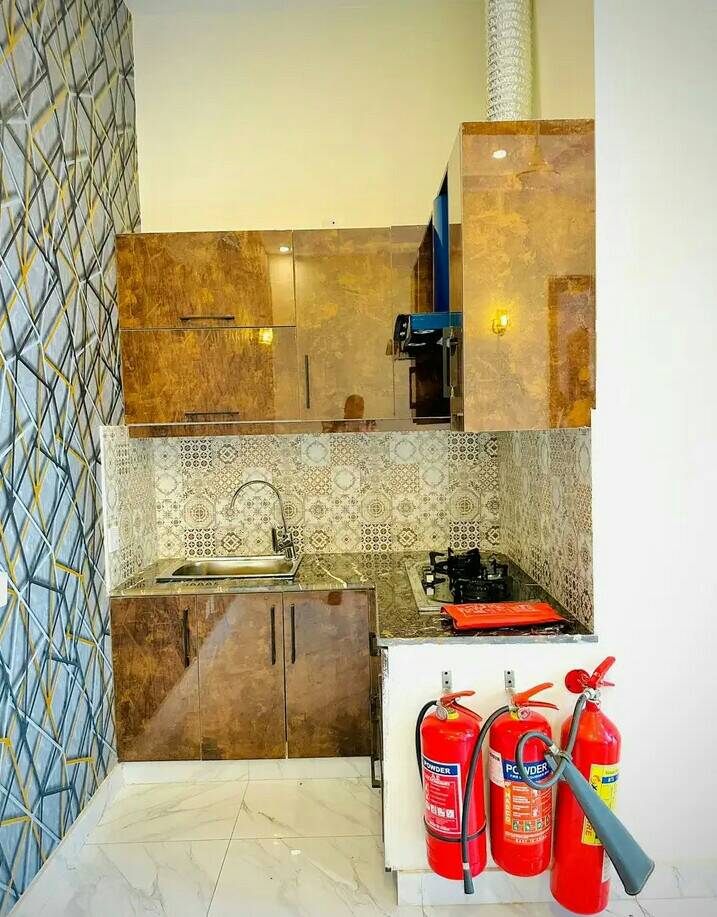10 Marla luxurious villa for sale in DHA Lahore