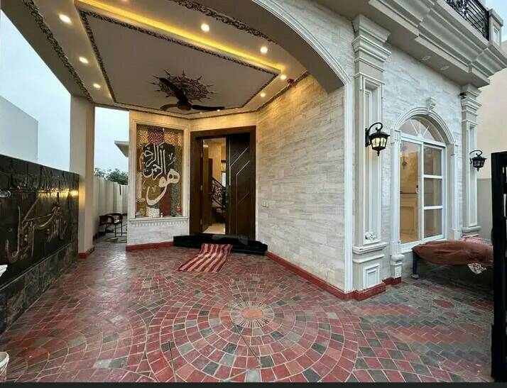 5 Marla ultra luxury house for sale in DHA Lahore