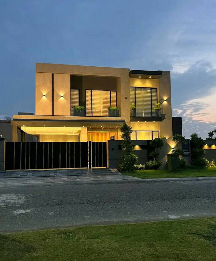1 kanal brand new luxurious full furnished bungalow for sale near Raya Golf DHA Lahore