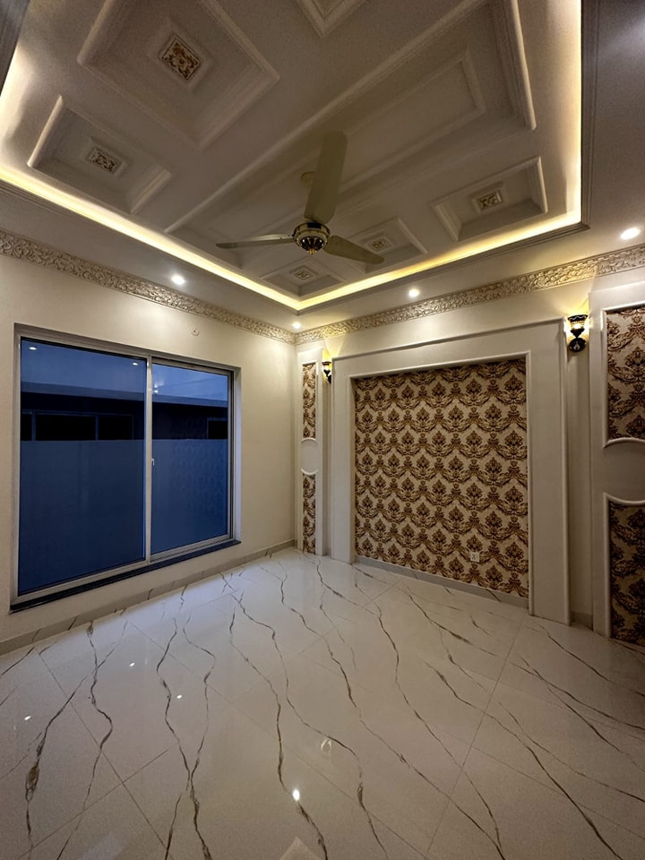 10 Marla Brand New House For Sale in Formanites Housing Scheme Lahore