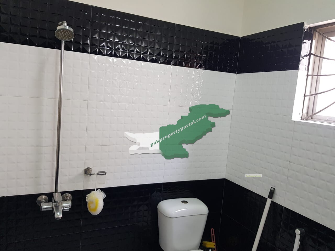 7.44 MARLA LIKE NEW HOUSE FOR SALE IN BAHRIA TOWN LAHORE