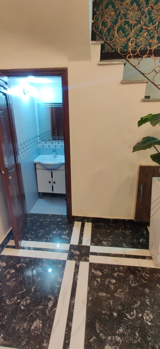 10 marla brand new house for sale in Johar Town