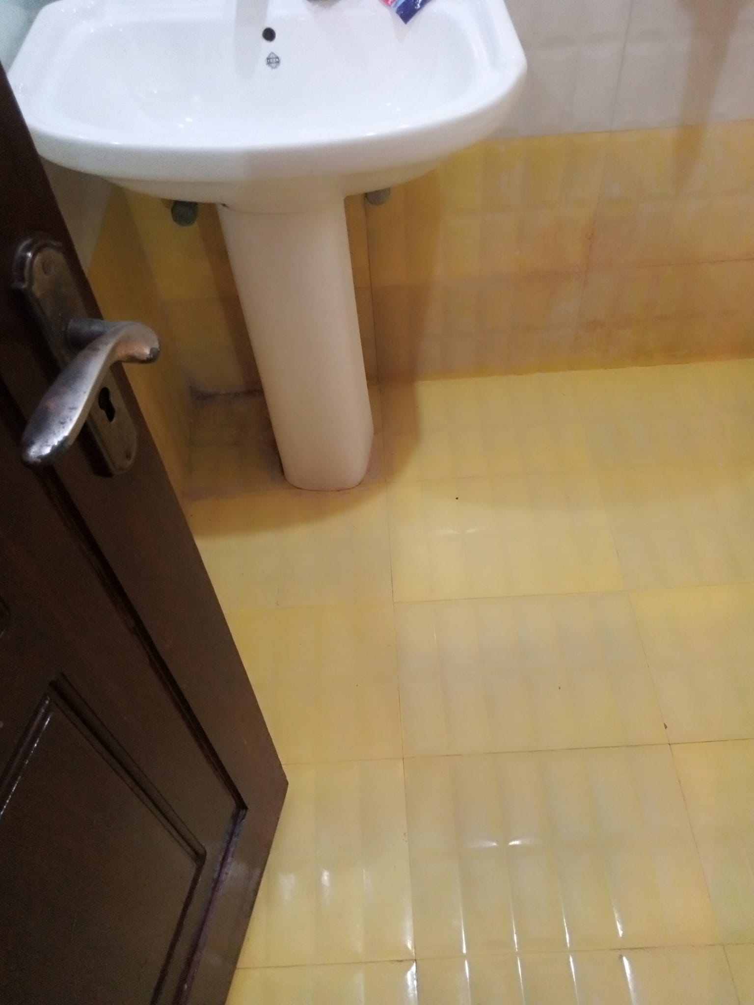 5 Marla Double Story Used House Available For Sale in Johar Town phase 2 Block J3 Lahore