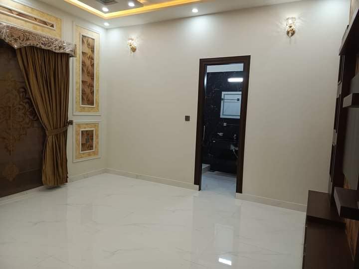10 Marla House For Sale in Citi Housing Gujranwala
